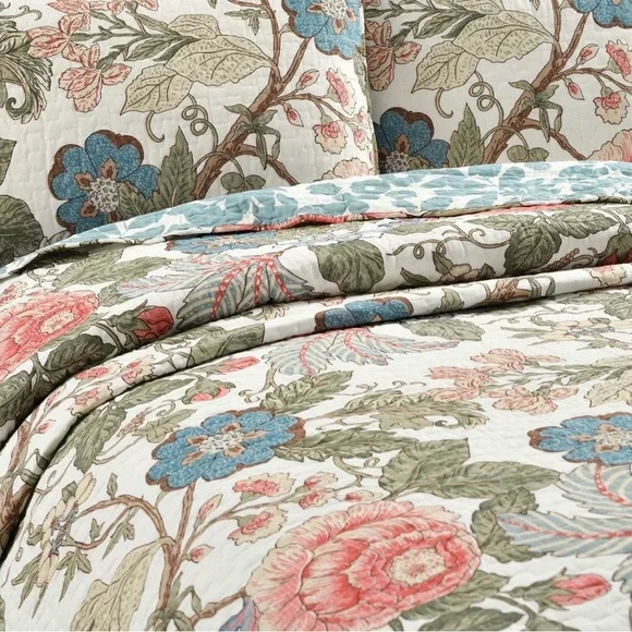 NEW Anthro Cotton Floral Reversible Boho Queen / King Bedding Quilt & Sham Set